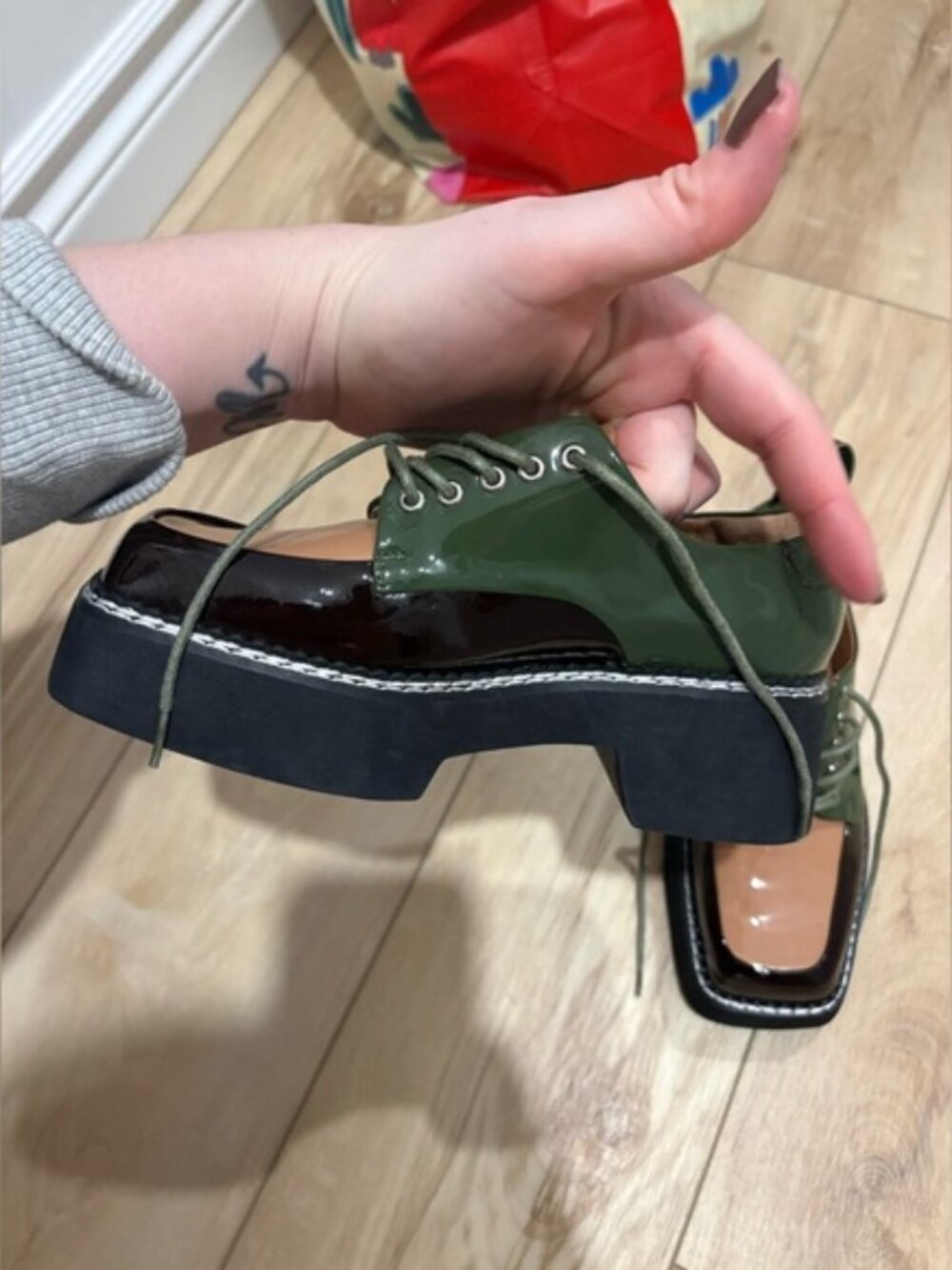 Jeffrey Campbell Book Platform Apron Toe Derby Green Tan Patent Leather Loafers - Picture 4 of 15
